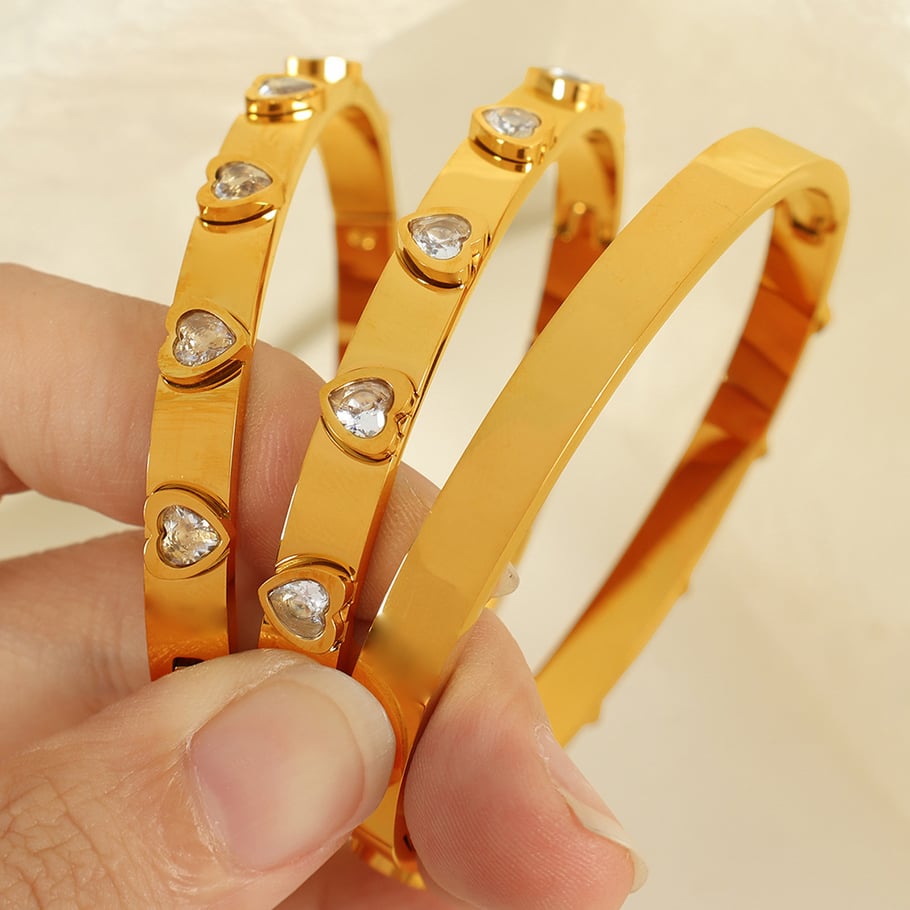1 Piece Simple Series Classic Heart Stainless Steel 18K Gold Color Plated Zircon Women's Bangles Picture4