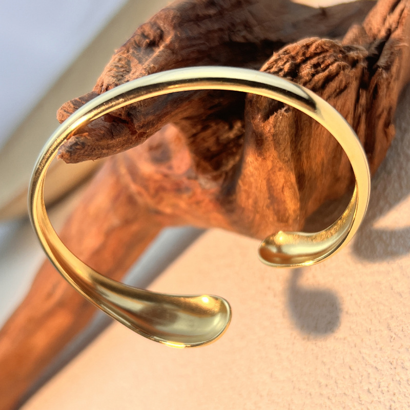 1 Piece Classic Solid Color Stainless Steel Gold Color Women's Bangles Picture4