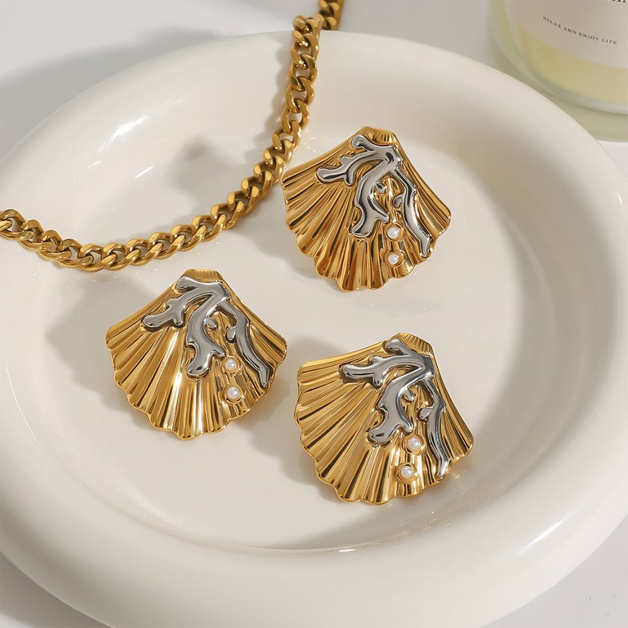 1 par de aretes tipo botón de acero inoxidable chapados en oro de 18 quilates con diseño de tortuga de vacaciones para mujer Imagen3