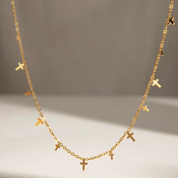 1 pezzo semplice serie giornaliera croce in acciaio inossidabile placcato oro 18K donne collane con ciondolo