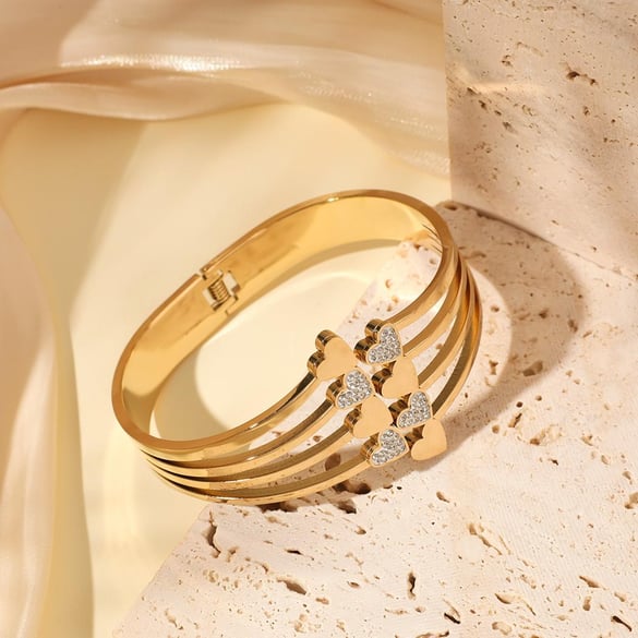 1 Piece Romantic Series Cute Multiple Heart Stainless Steel Gold Color Women's Bangles 2