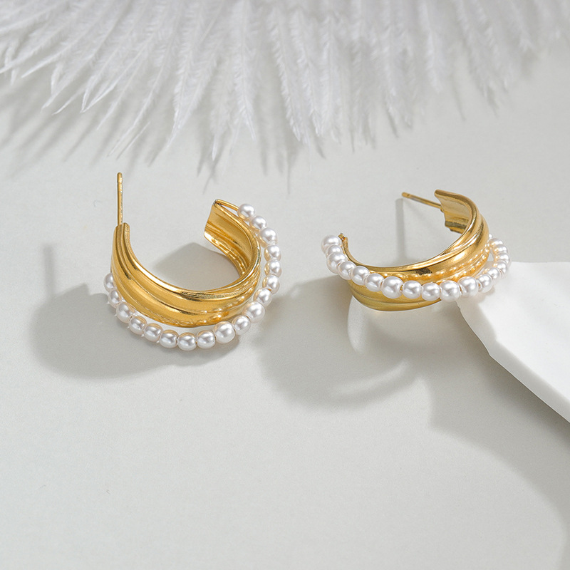 1 paire de boucles d&#39;oreilles créoles pour femme, série classique, en acier inoxydable plaqué or 18 carats, avec perles artificielles Image4