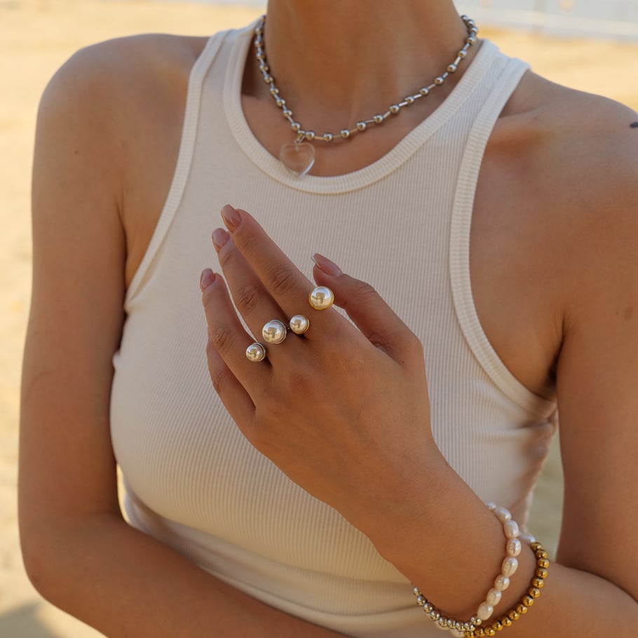 Elegante Statement-Ringe aus Edelstahl in Goldfarbe mit Perlen Bild4