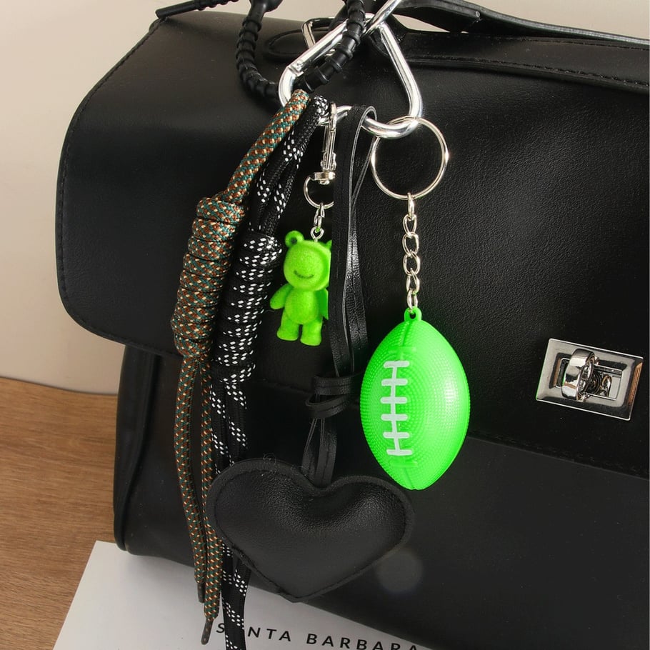 1 Piece Premium Feeling Solid Color Black PU Love Heart Women's Bag Pendant Picture5