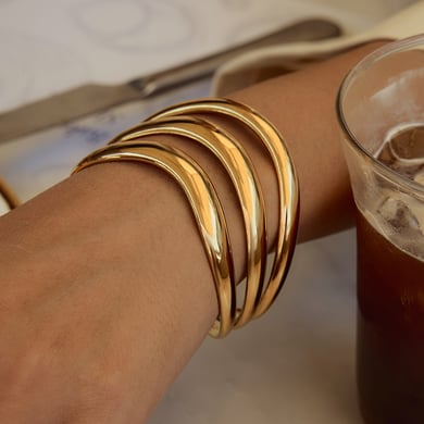 Simple Annular Stainless Steel Gold Color Cuff Bracelets h5 Picture3
