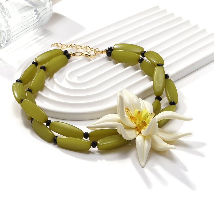 1 Piece Holiday Style Beaded Dimensional Large Flower Women's Beaded Necklaces Picture3