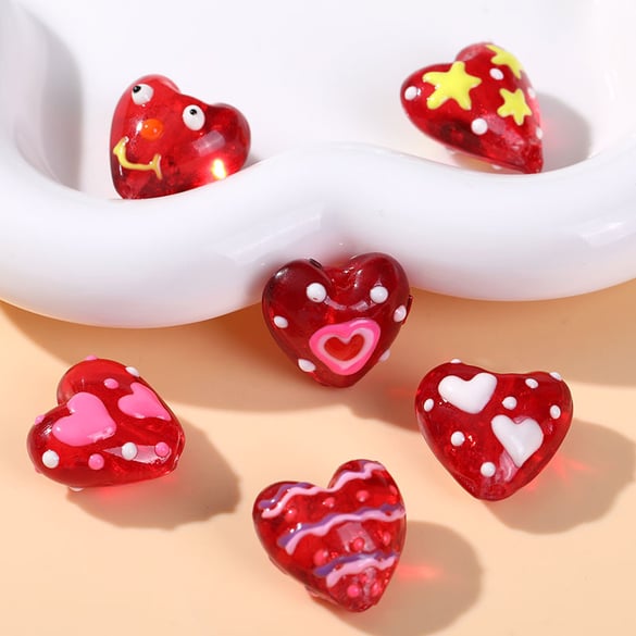 Perline di vetro fai da te a forma di cuore rosso dolce ed elegante 2