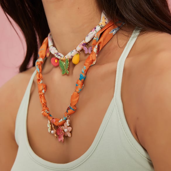 Collane con ciondolo da donna in acciaio inossidabile color oro con fiori colorati della serie tropicale 2