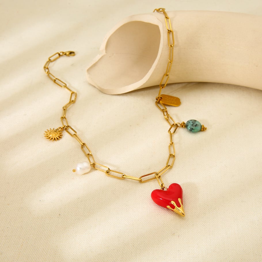 Retro Heart Stainless Steel  Gold Color  Women's Pendant Necklaces Picture3
