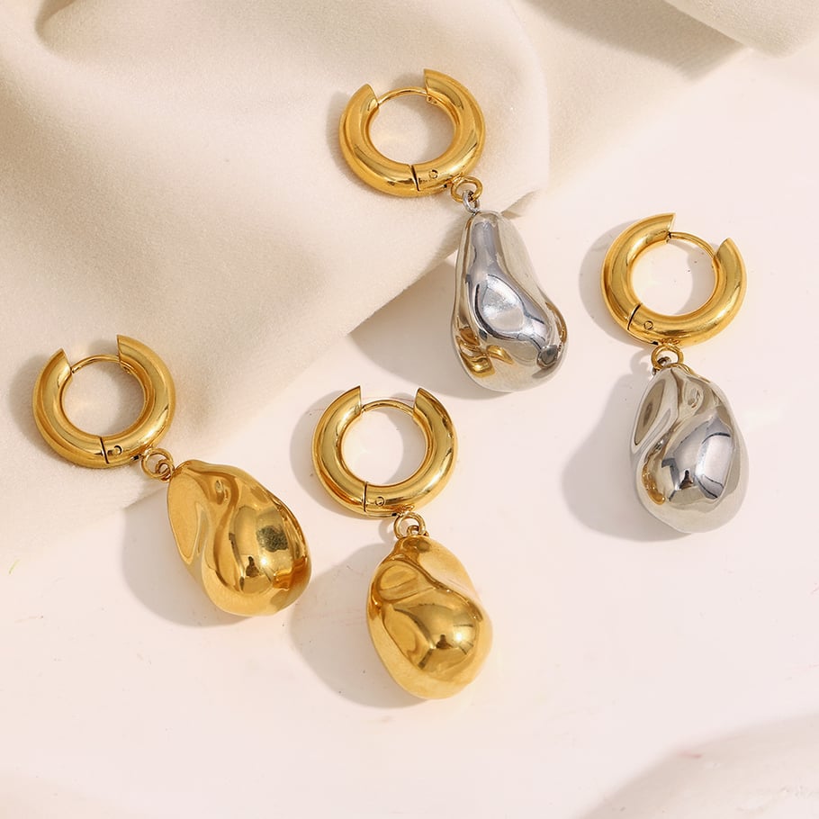 Leichte, elegante Damenohrringe aus goldfarbenem Edelstahl Bild4
