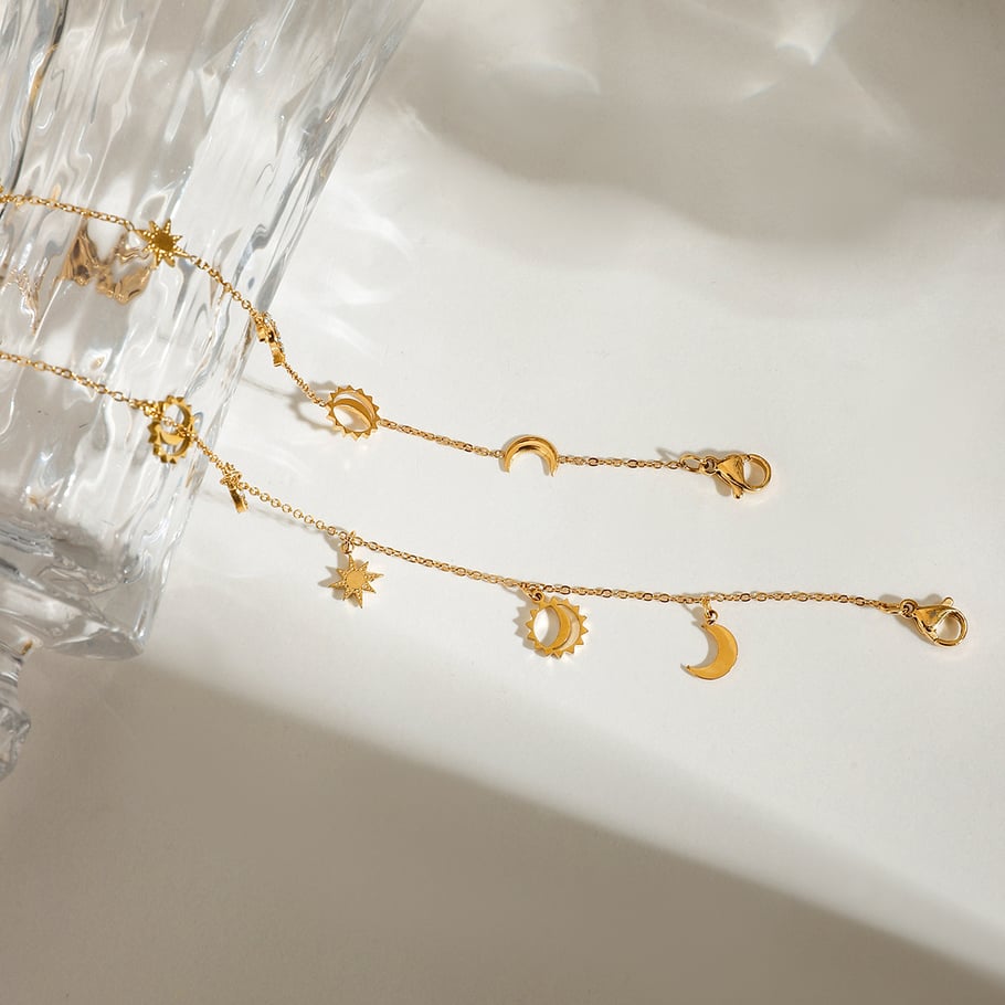 1 Piece Gold Color Stainless Steel Moon & Star Women's Charm Bracelets Picture4
