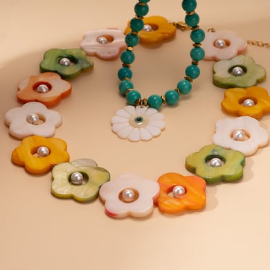 Flower Shell Stainless Steel Gold Color Women's Beaded Necklaces h5 Picture4