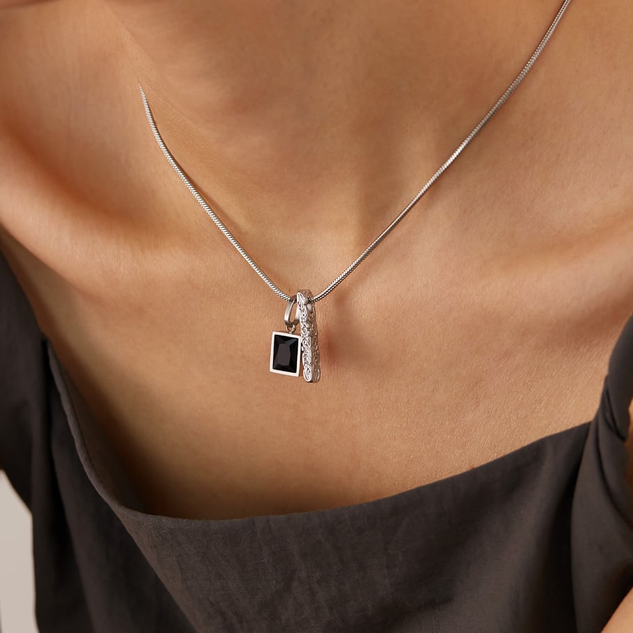 Minimalist Rectangular Stainless Steel Women's Pendant Necklaces Picture5