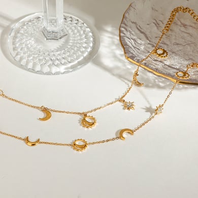 1 Piece Gold Color Stainless Steel Moon & Star Women's Charm Bracelets h5 Picture5
