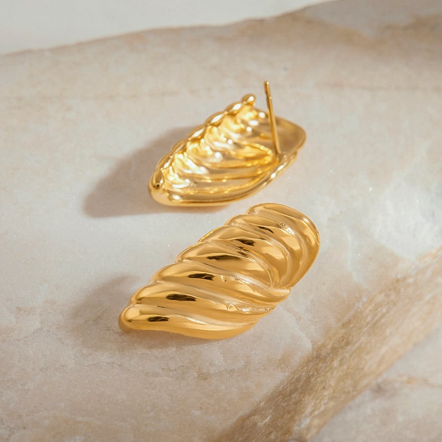 Retro Stainless Steel  Gold Color Stud Earrings Picture2