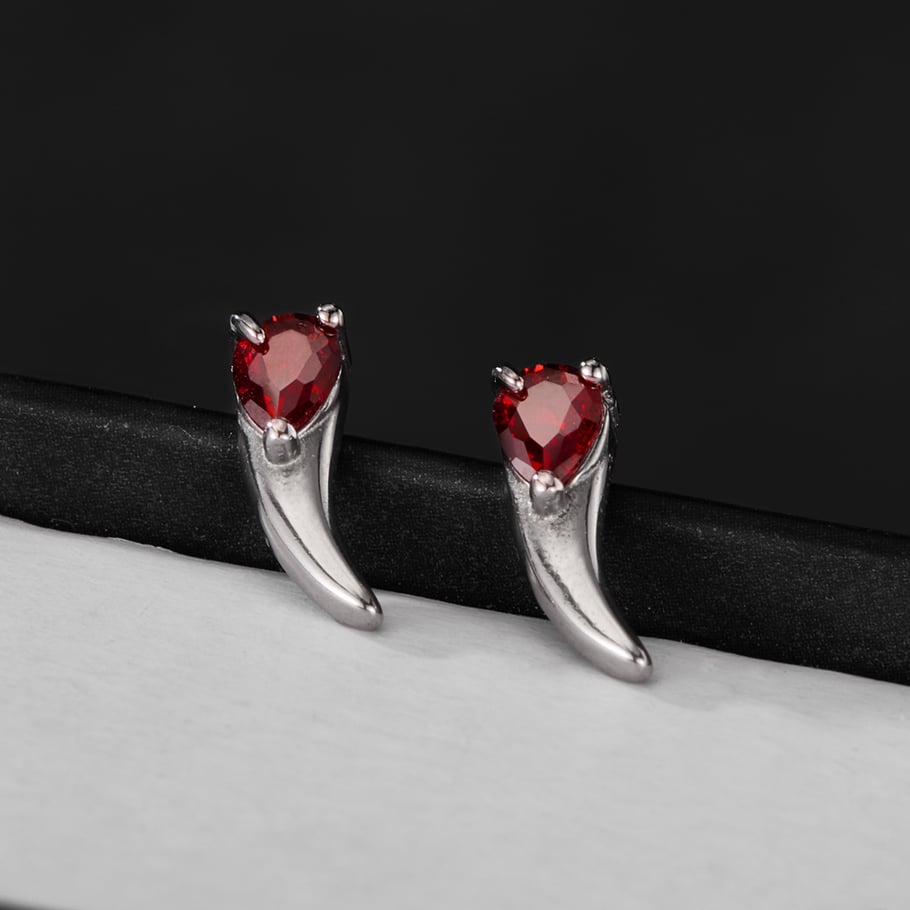 1 Piece Delicate Series Wolf Tooth Shape Stainless Steel Men's Earrings Picture3