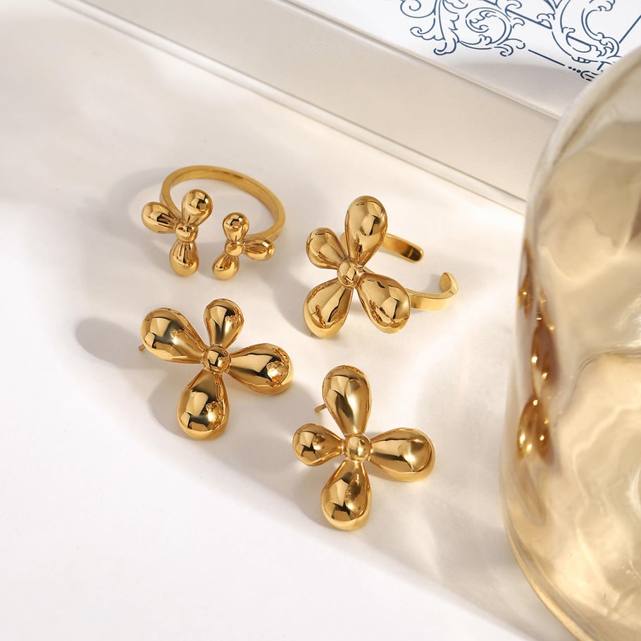 Flower Stainless Steel Gold Color Statement Rings Picture4