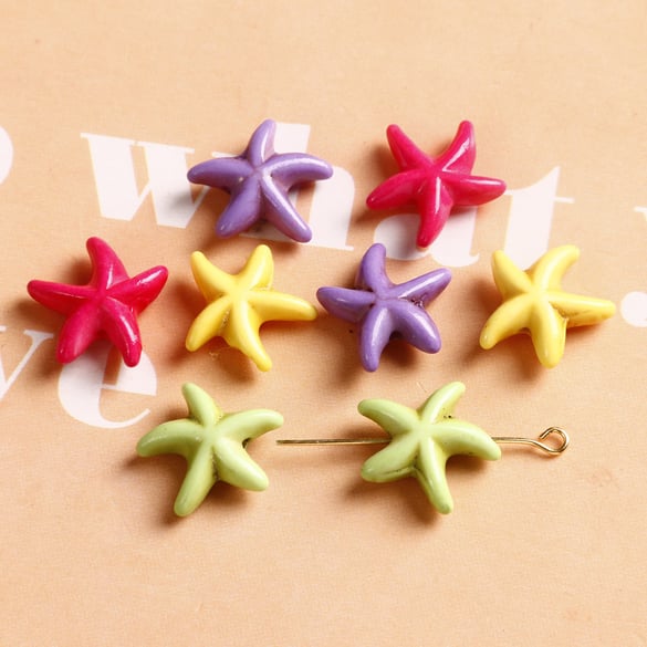 Perline fai da te per gioielli con stelle marine colorate e turchese bianco