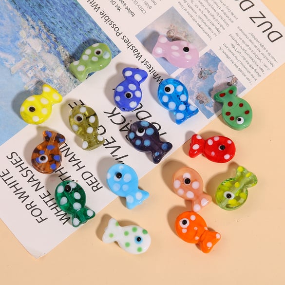 Perles de verre à faire soi-même en forme de poisson océanique