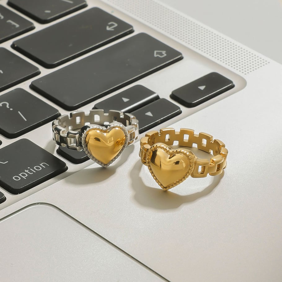 Retro Heart Stainless Steel Gold Color Women's Rings Picture5