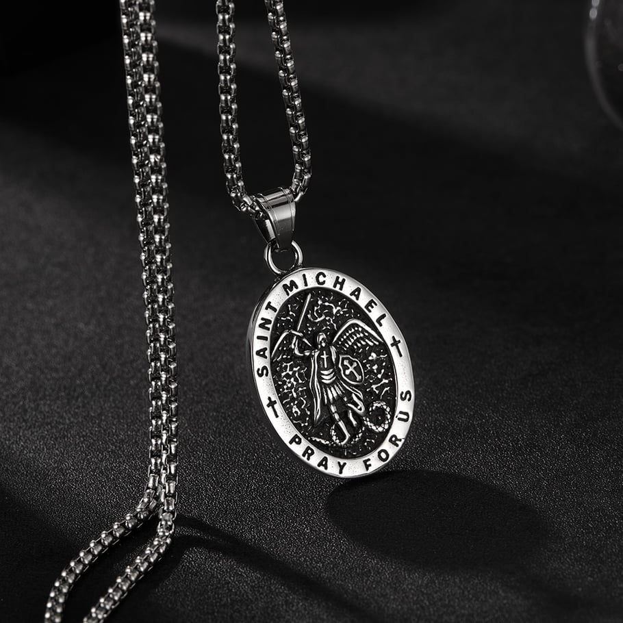 Classic Religious Oval Stainless Steel Men's Necklaces Picture4