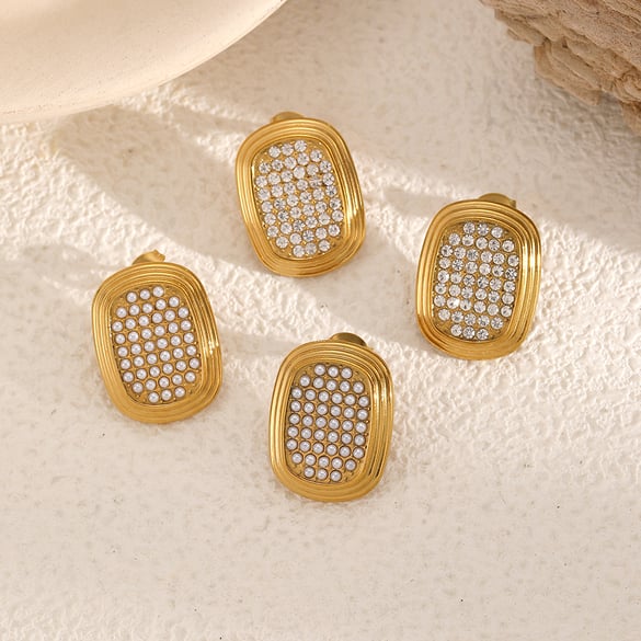 Pendientes de botón de acero inoxidable de lujo en color dorado