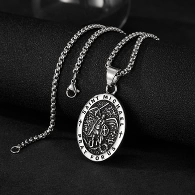 Classic Religious Oval Stainless Steel Men's Necklaces h5 Picture3