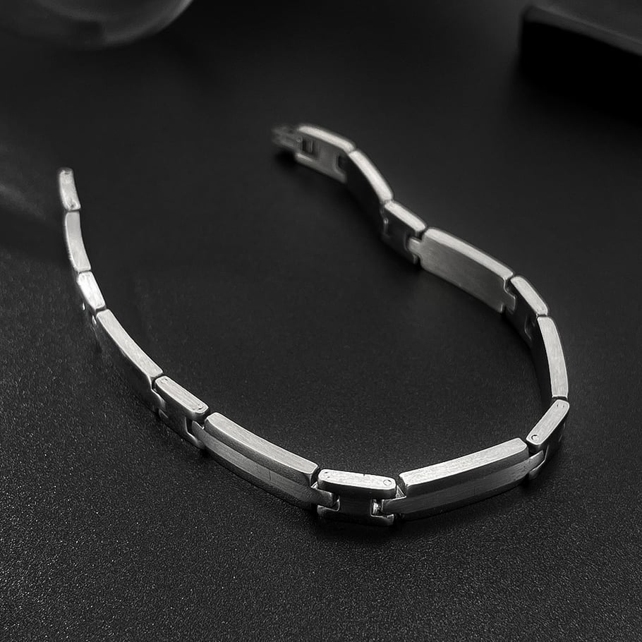 1 Piece Minimalist Series Chic Geometric Stainless Steel Men's Bracelets Picture8