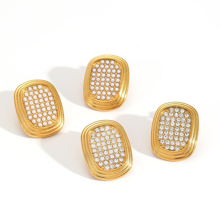 Luxuriöse Ohrstecker aus goldfarbenem Edelstahl Bild3