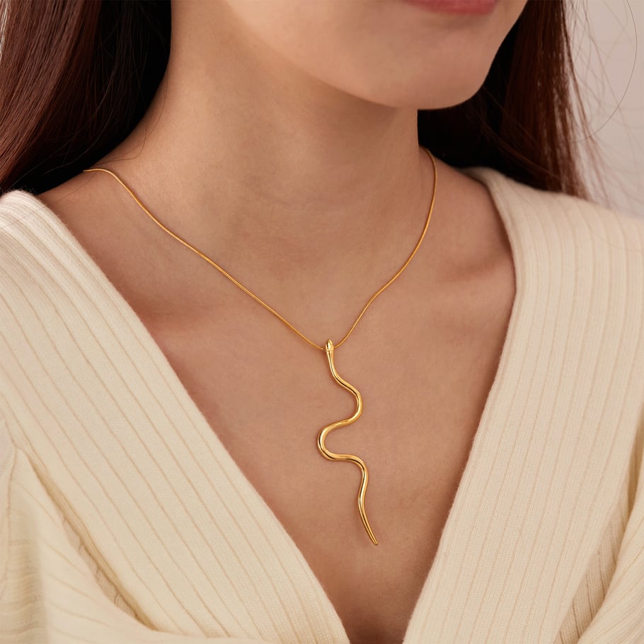 Collar con colgante de acero inoxidable dorado para mujer, serie simple, de animales, para uso diario, 1 unidad Imagen4