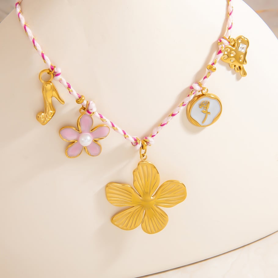 Sweet Flower Stainless Steel Gold Color Pendant Necklaces Picture4