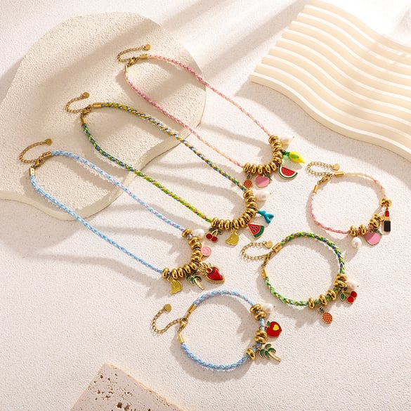 Collane con ciondolo da donna in acciaio inossidabile color oro con frutti tropicali 2