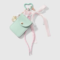1 green card holder bow keychain 
