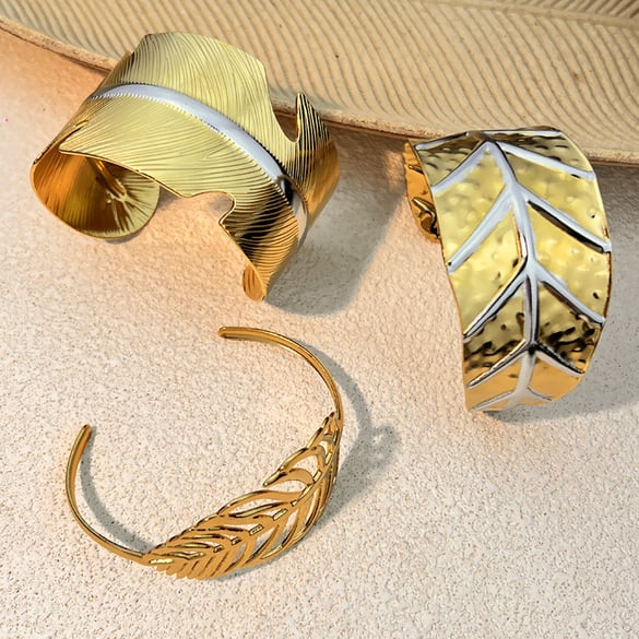 Braccialetti a polsino a forma di foglie in acciaio inossidabile di colori misti 2