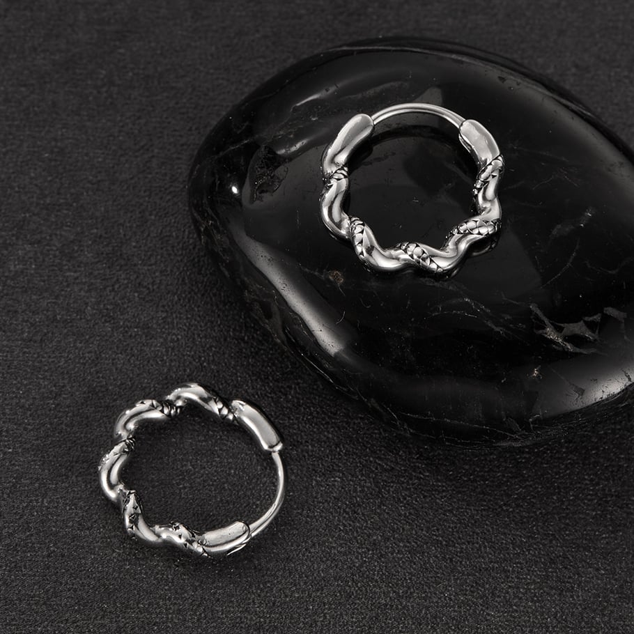 1 Piece Minimalist Series Twist Circle Stainless Steel Men's Earrings Picture5