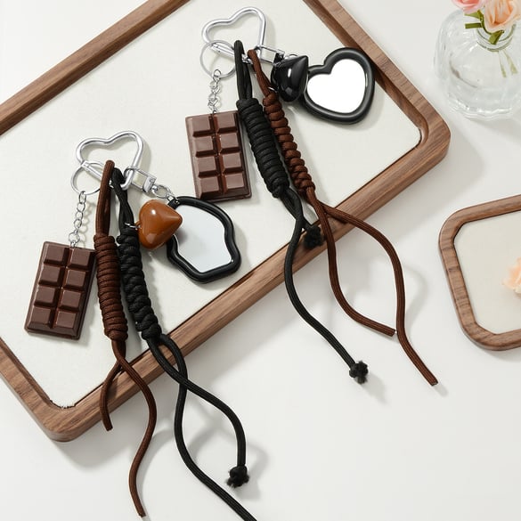 Dagelijkse hart- en chocoladetasbedels