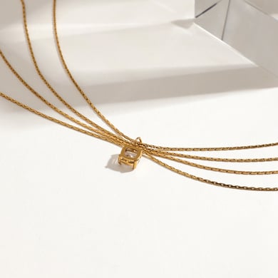 Schlichte mehrlagige Halsketten mit Anhänger aus goldfarbenem Edelstahl h5 Bild5