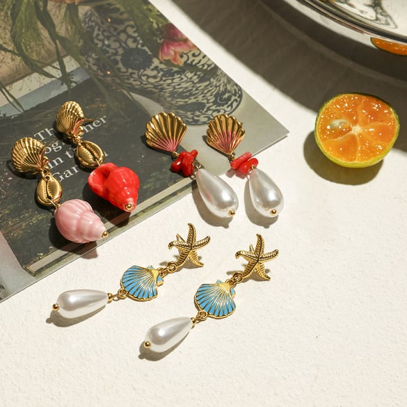 Orecchini pendenti in acciaio inossidabile color oro stile oceanico Ins