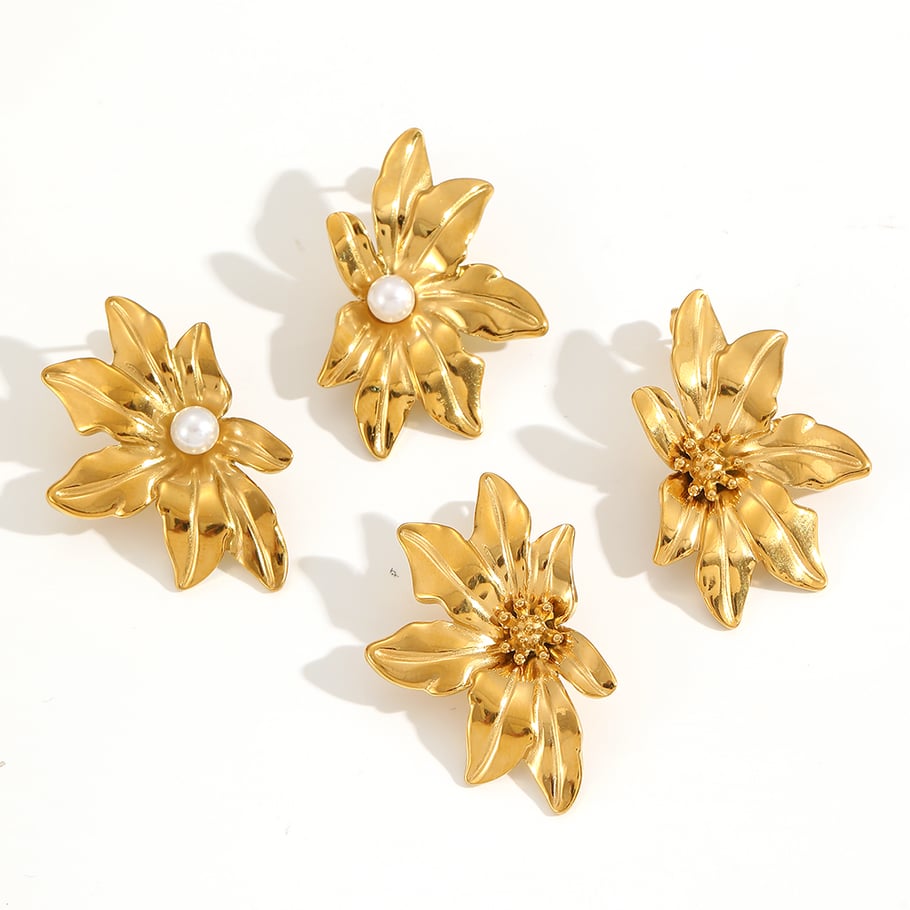 Retro Flower Stainless Steel Gold Color Artificial Pearl Women's Stud Earrings Picture3