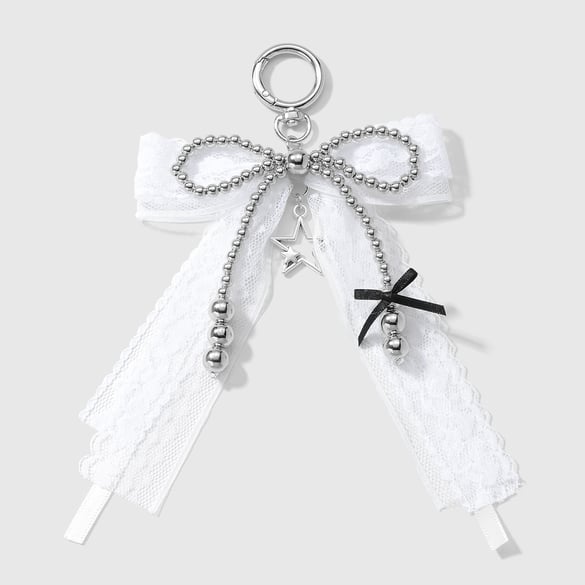 Taschenanhänger mit Perlen und Schleife