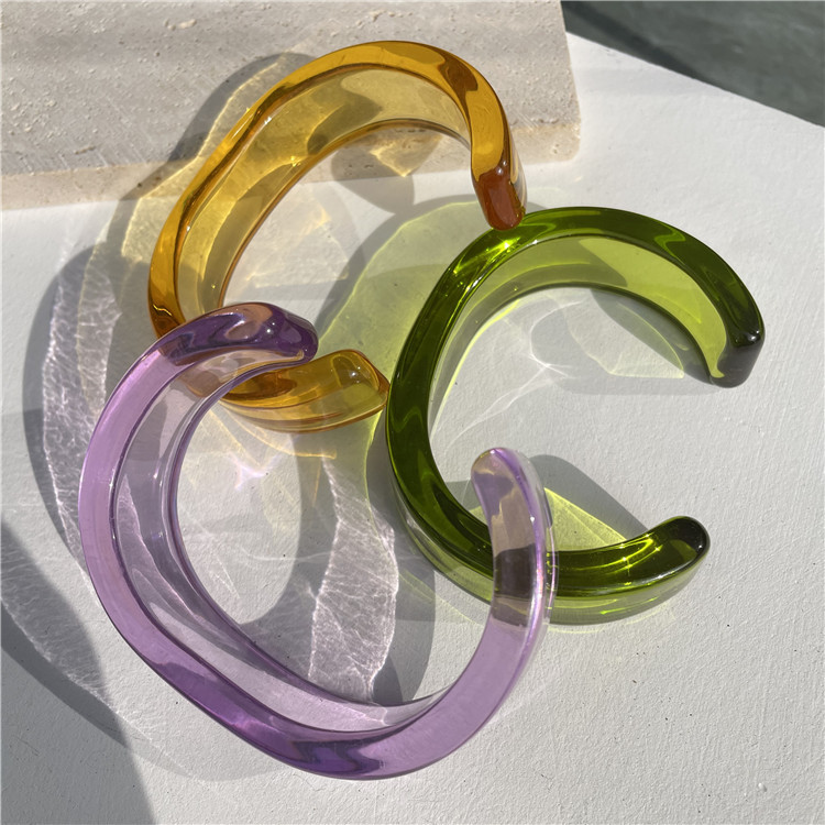 1 Piece Sweet Simple Wide Acrylic Women's Bangles Picture3