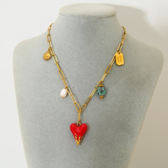 Collane con ciondolo a forma di cuore retrò in acciaio inossidabile color oro da donna