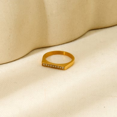 Simple Temperament Gold Stainless Steel Women's Ring h5 Picture3