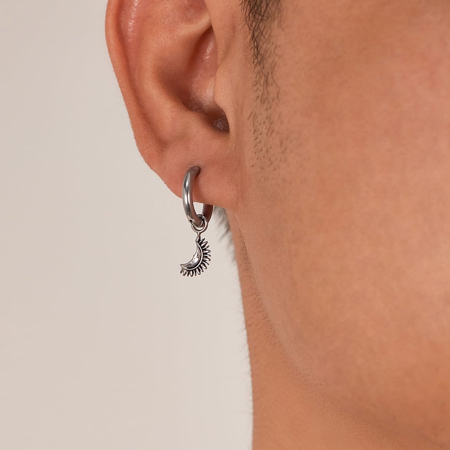 Retro Wings Shape Stainless Steel Men's Stud Earrings Picture3