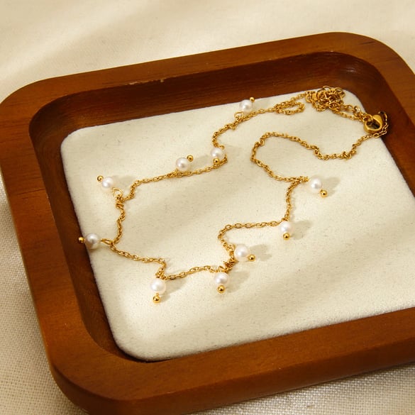 Collana con ciondolo da donna con perle della serie semplice, 1 pezzo