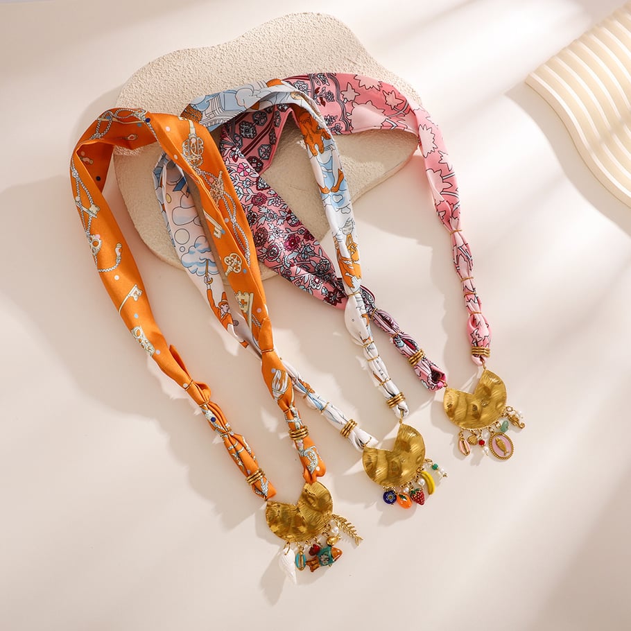 Bohemian Plant Scarves Women's Pendant Necklaces Picture4