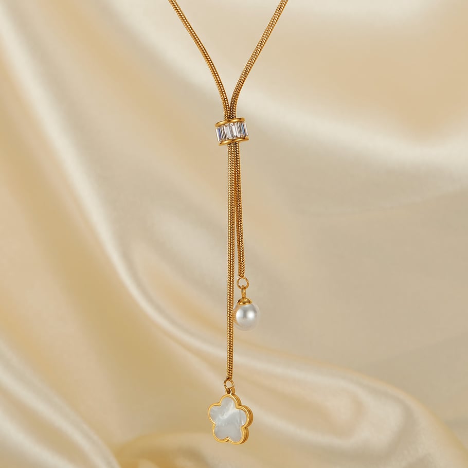 Collar con colgante de acero inoxidable dorado con diseño de flores diarias de serie simple para mujer de 1 pieza Imagen2