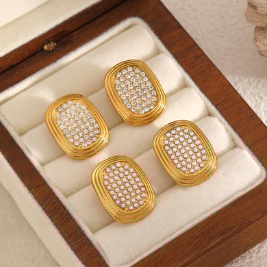 Luxuriöse Ohrstecker aus goldfarbenem Edelstahl h5 Bild2