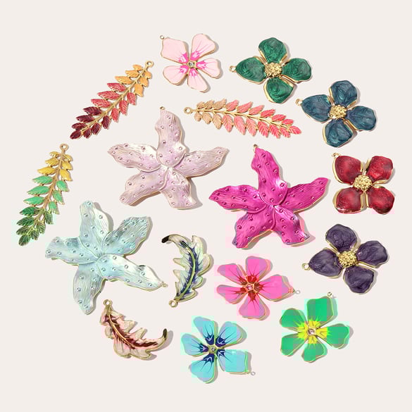 1 Stück verzierte Serie bunte Blumen Edelstahl Gold Farbe Damen Anhänger 2