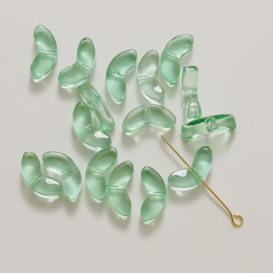 Exquisite Natural Tulip Glass DIY Jewelry Beads Picture2